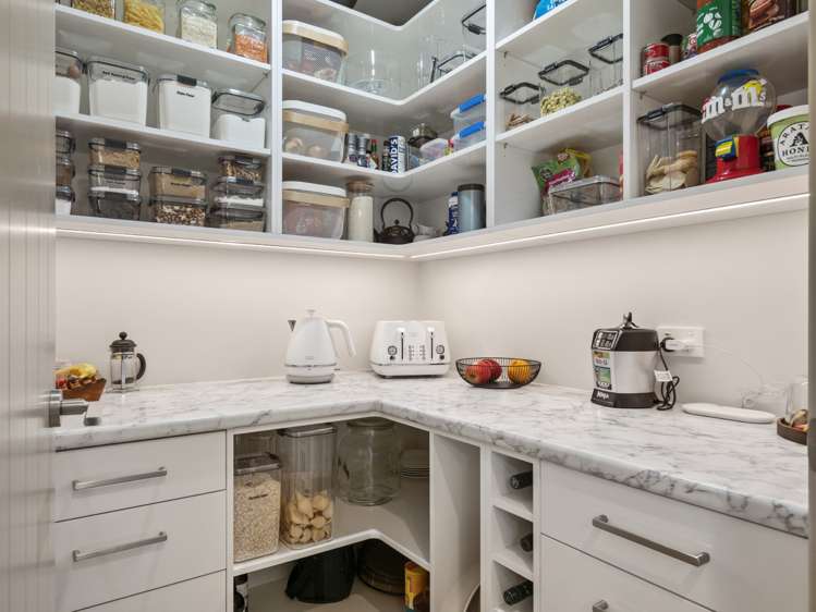 5a Simmonds Grove Greerton_3