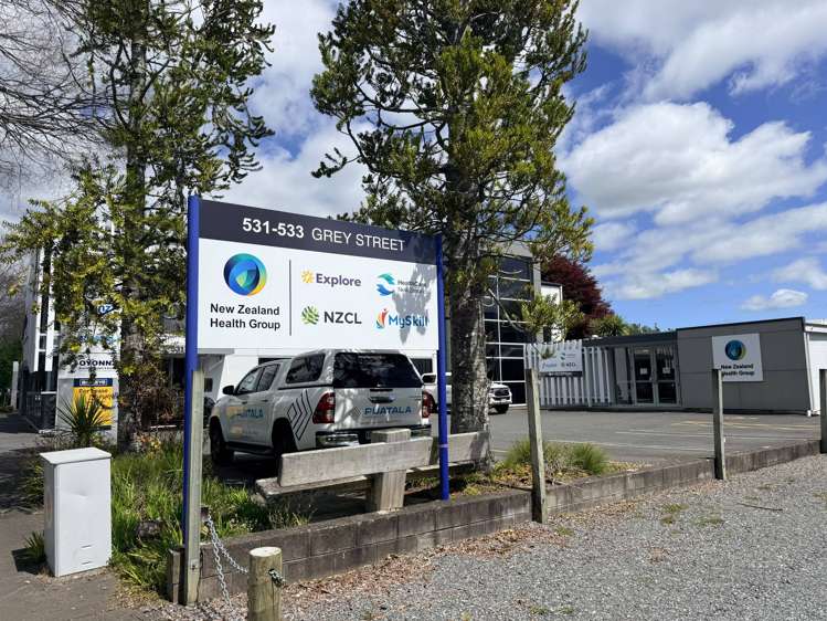 533 Grey Street Hamilton East_16