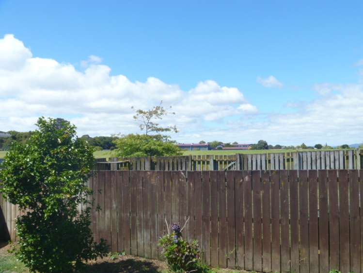 1/8 Senecio Place Manurewa_12