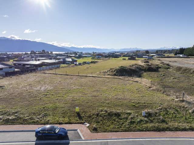 35 Ralph Moir Drive Te Anau_1