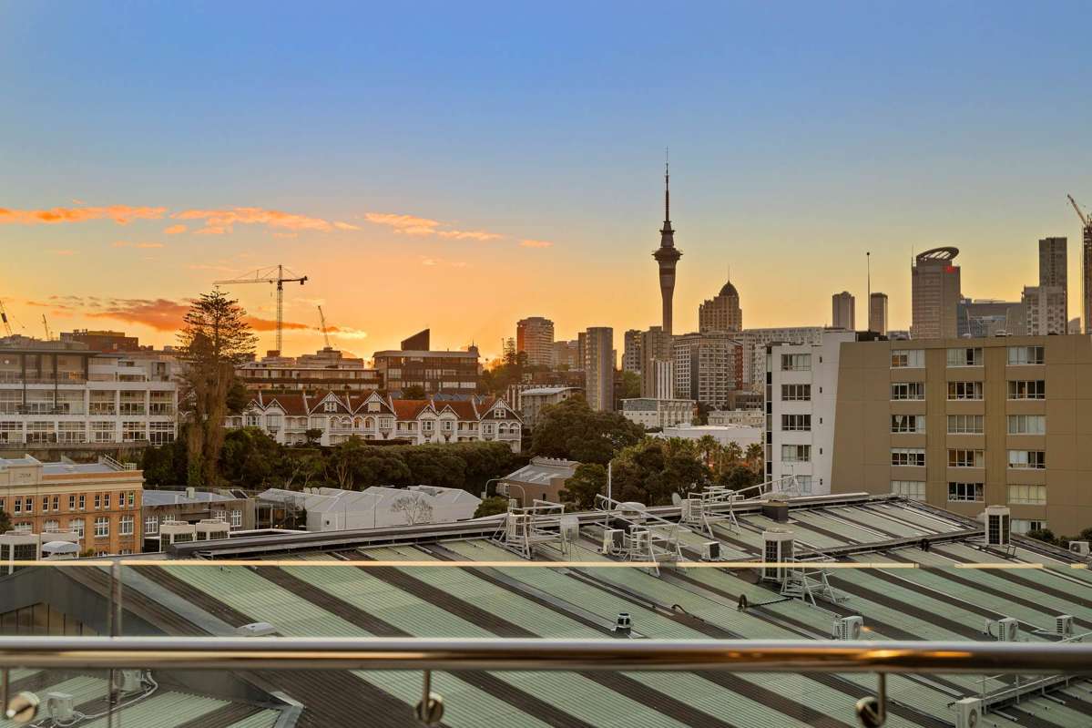 406/28 Balfour Road_4