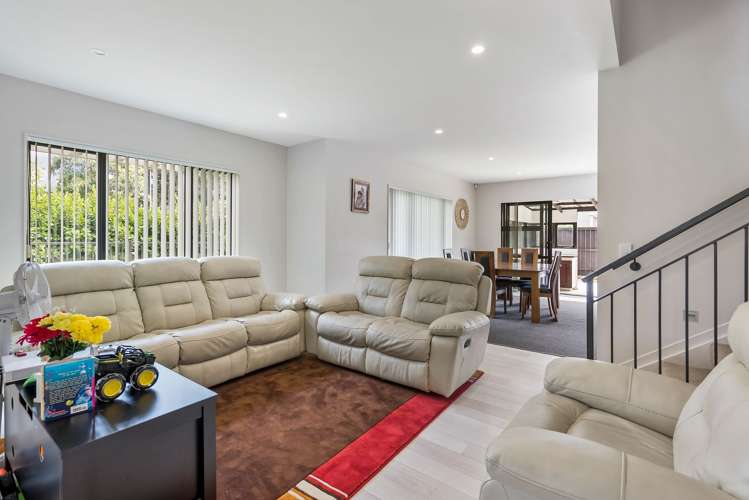 43 Andalusian Way Karaka_11