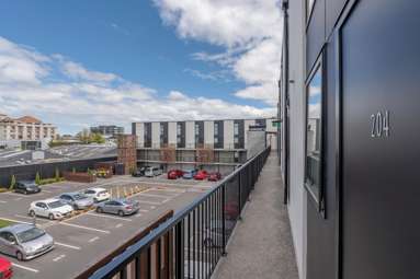 204/118 Salisbury Street_3