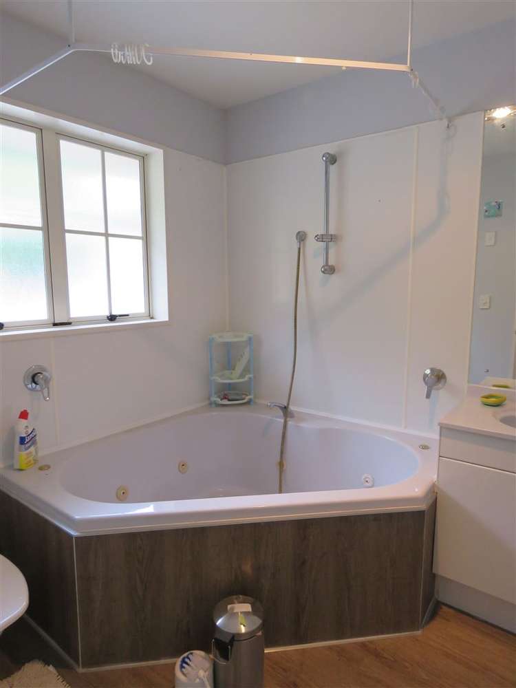 1 Durrell Way Rolleston_11