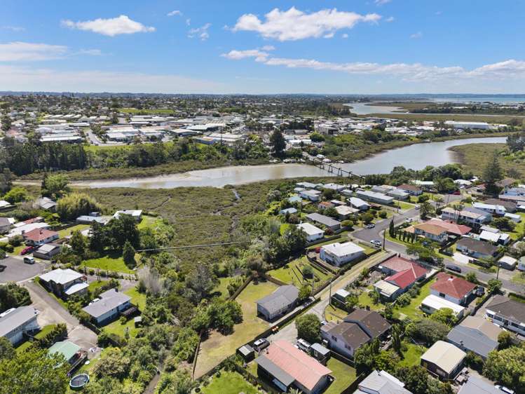 12 Kiernan Place Kelston_11