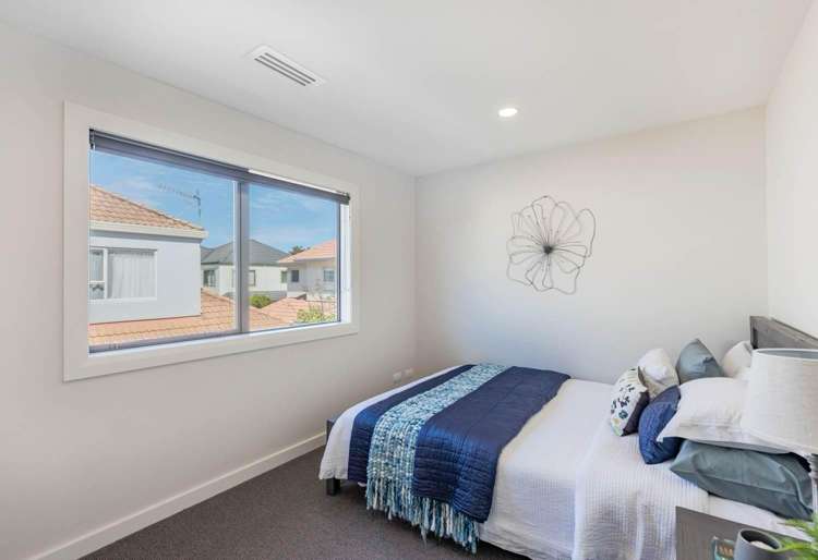 32A Queen Mary Avenue Epsom_15