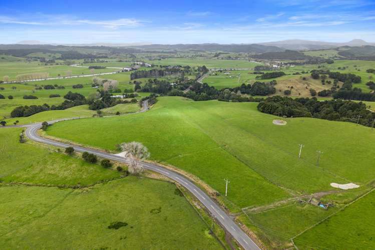 Pukehuia Road Tangiteroria_6