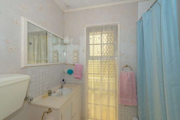 8 Sandringham Road 1060_23