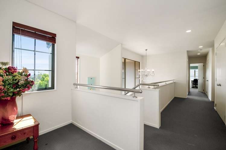 16 Amaretto Avenue Flat Bush_10