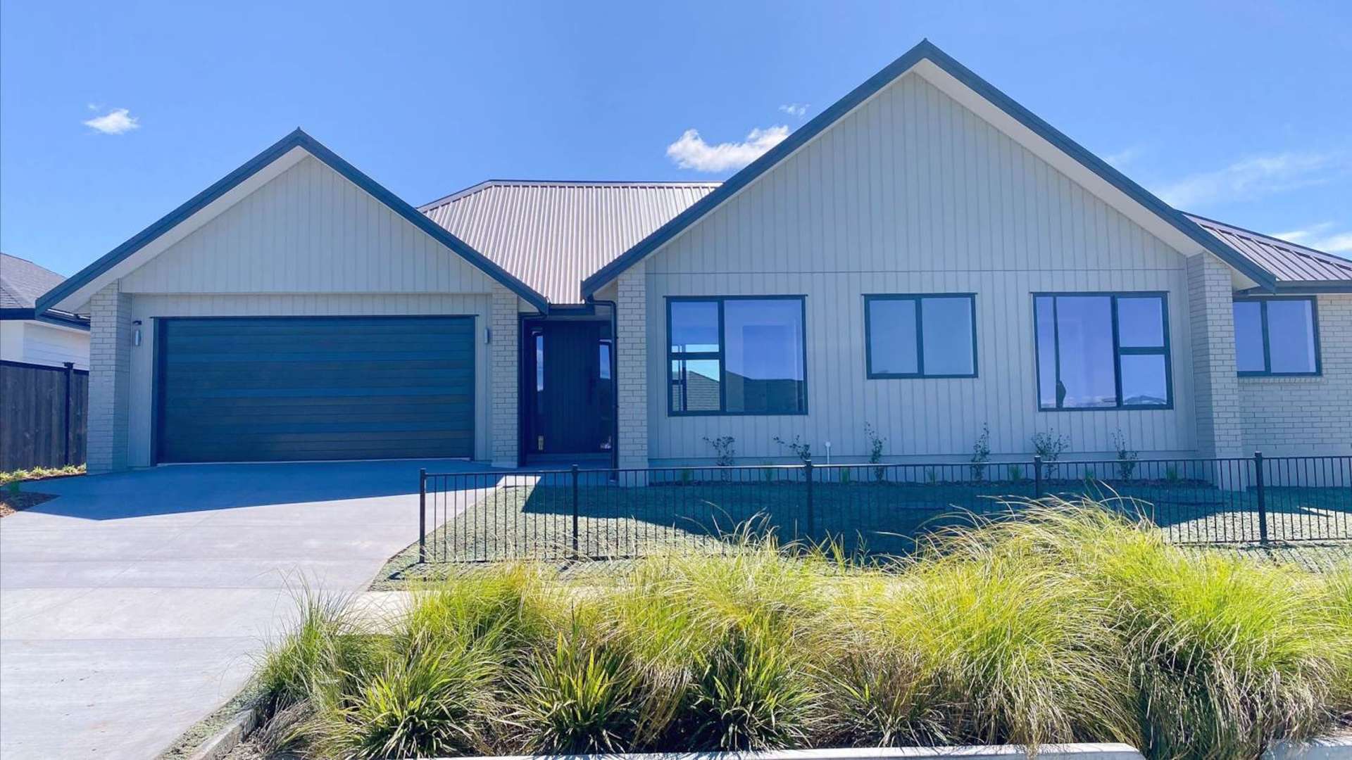 2 Moyle Street Wainui_0