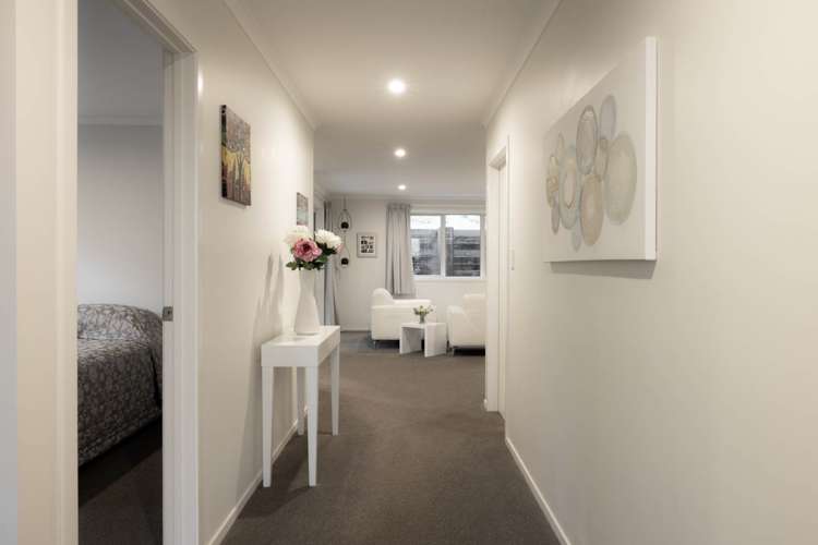 4 Stable Way Brookfield_17