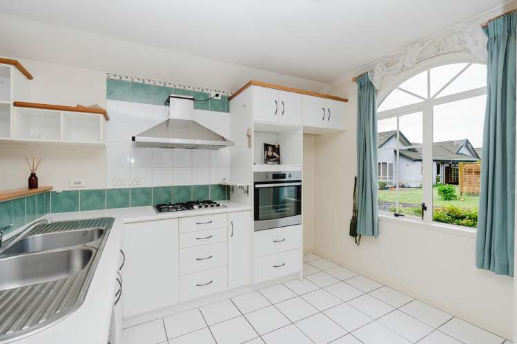 27/16 Rototuna Road Flagstaff_6