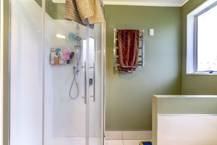 31 School Road Whatawhata_11