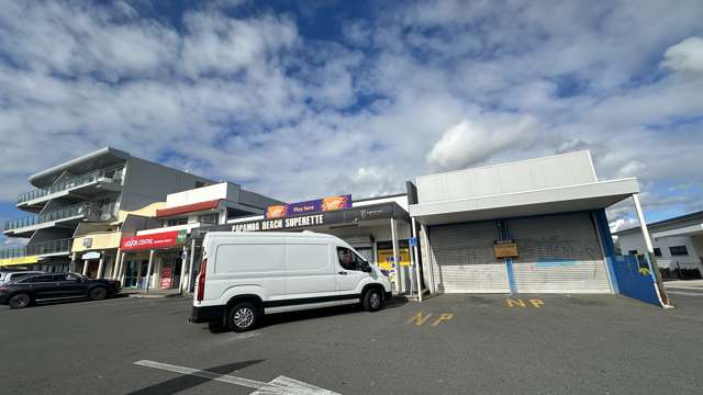High-profile retail/workshop space - Papamoa Beach