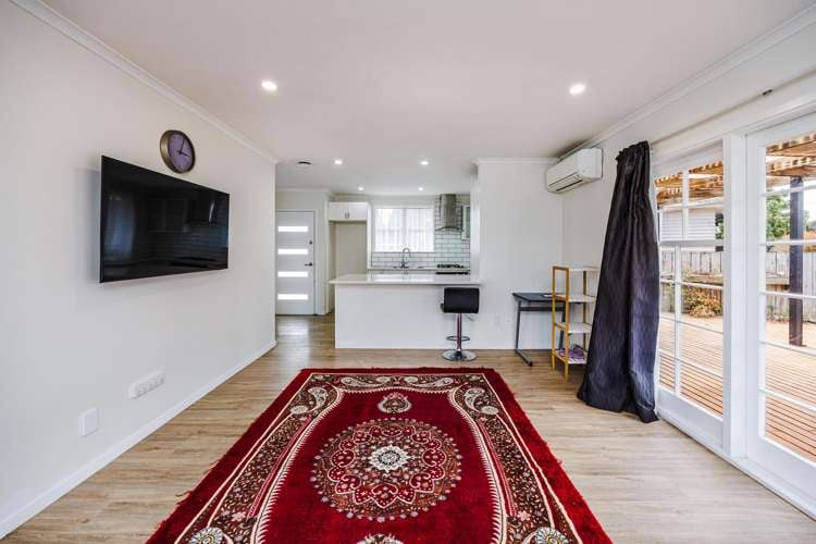 1/1 Cooper Place Papakura_5