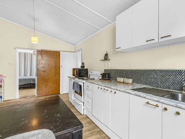 208 Lyndon Road West Hastings Central_4