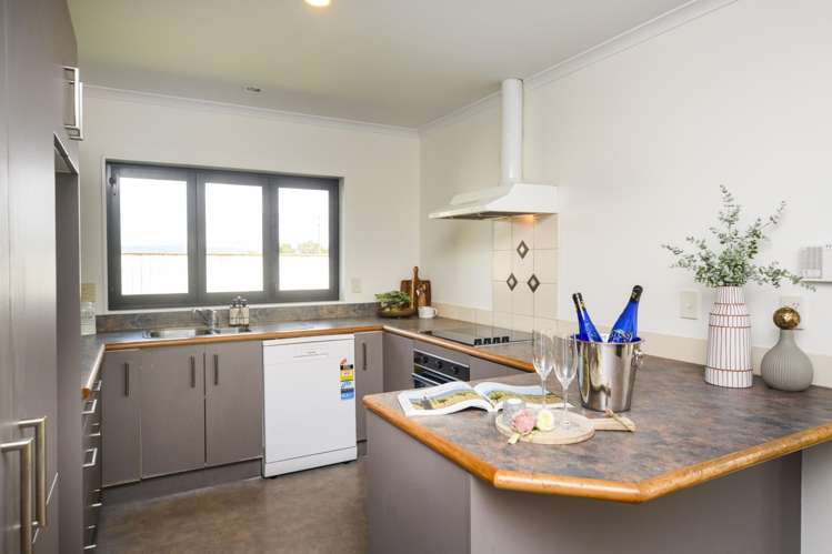 9 Alpine Grove Kelvin Grove_8