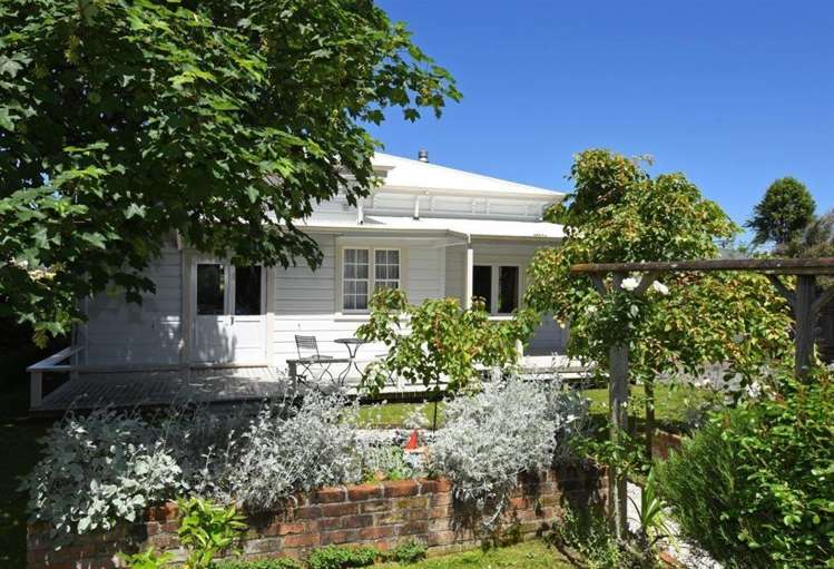 42 Main Street Greytown_14