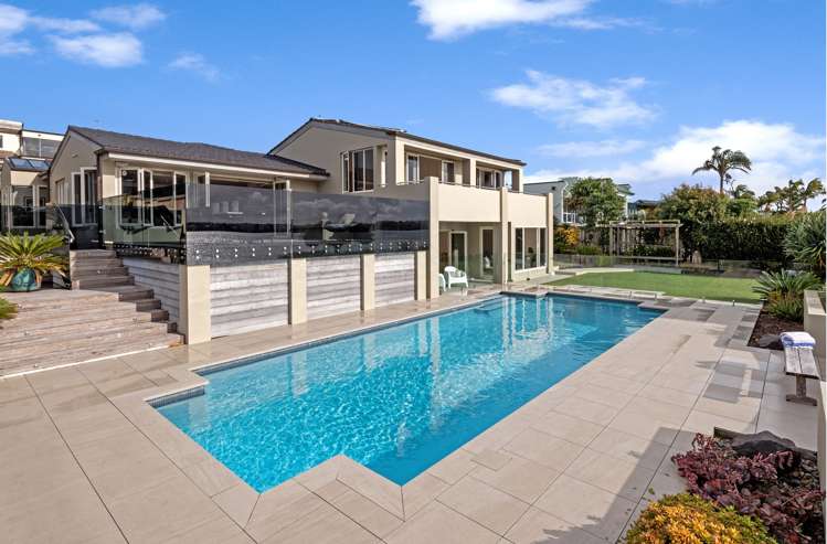 70 Bramley Drive Farm Cove_24