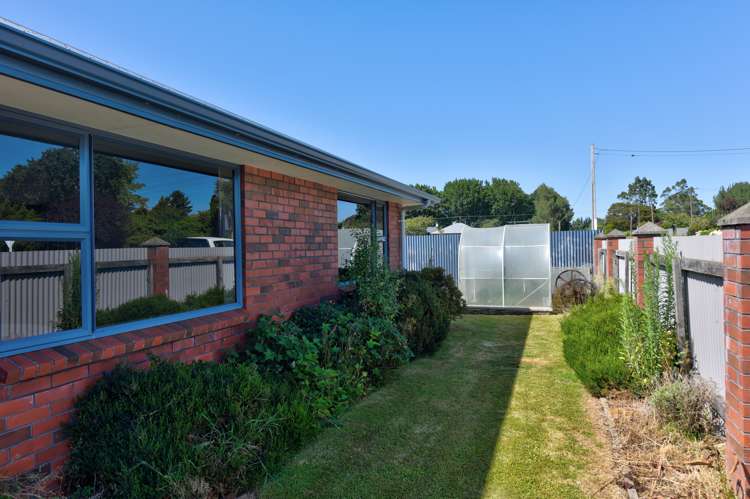 37 Manse Street Edendale_18