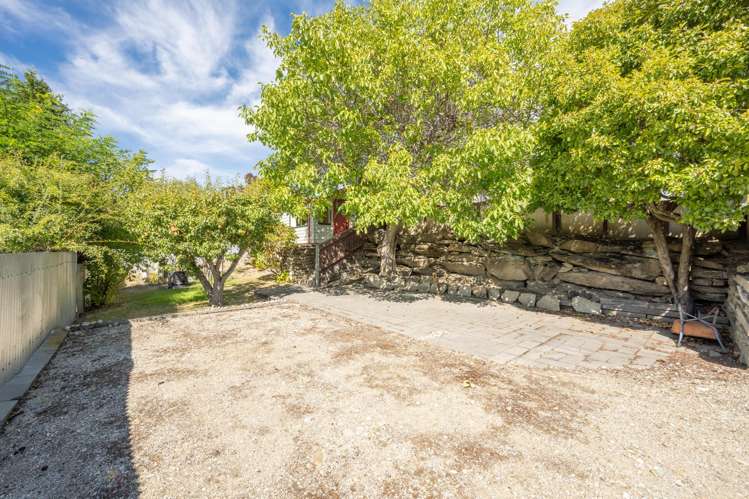 13 Lanes Road Bridge Hill_30