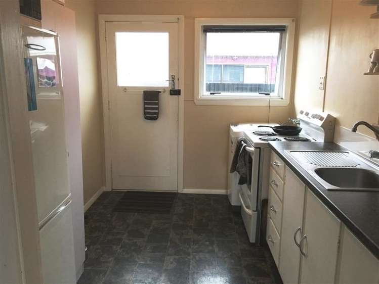 2/24 Parkers Road Tahunanui_4