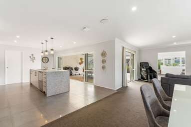 26 Waterways Drive_1