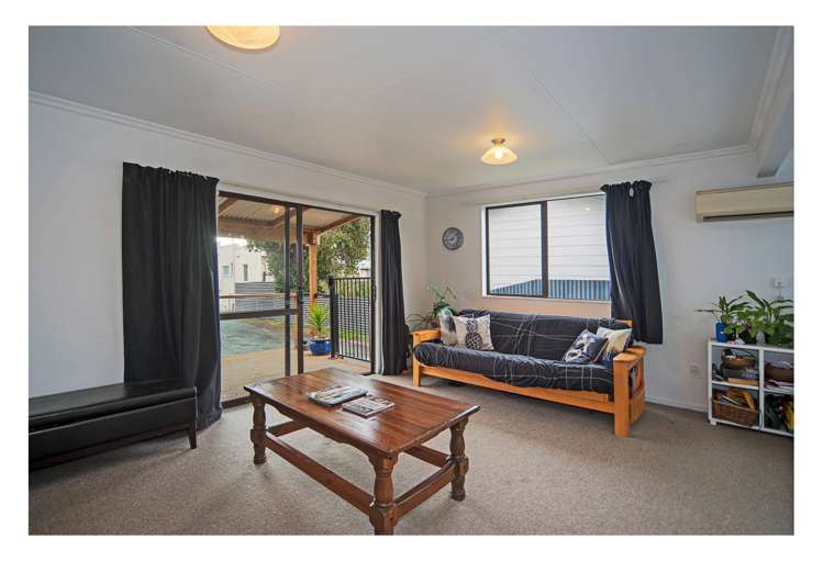 2/589 Main Road Stoke Stoke_3