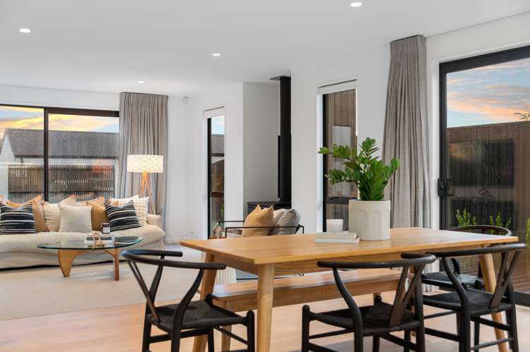 23 Nederland Avenue Burwood_18