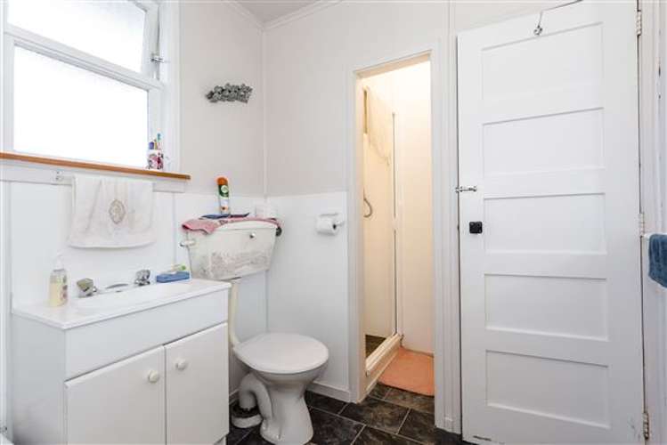 32 Columba Avenue Calton Hill_17