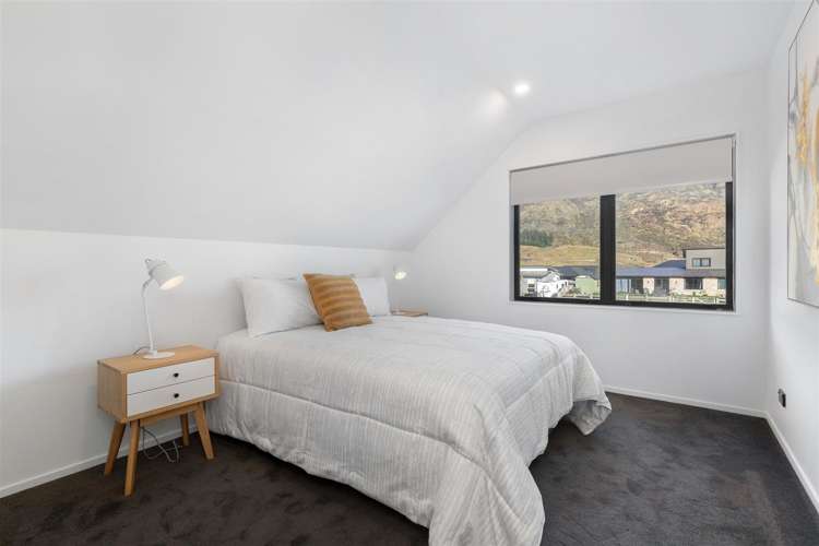 14 Woodstock Road Lower Shotover_9