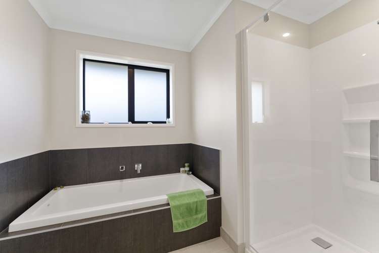 5 Longwood Court Levin_16