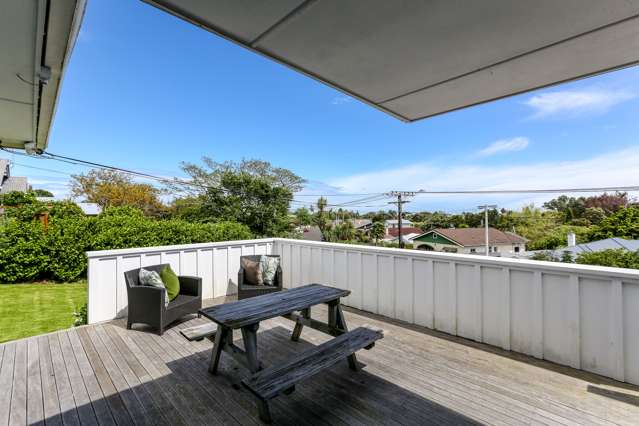 54 Waiwaka Terrace Strandon_2