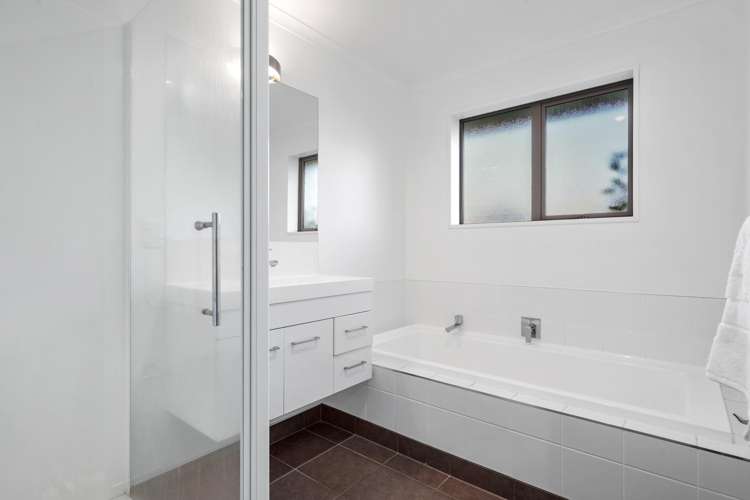 2499 South Eyre Road West Eyreton_22