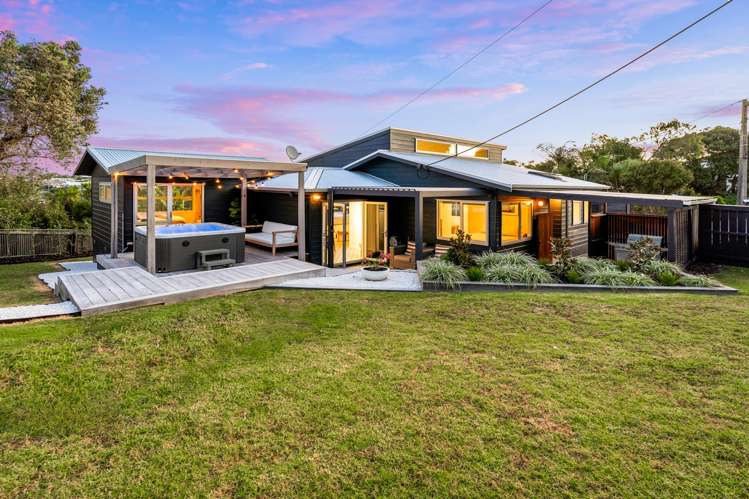 63 Ardern Avenue Stanmore Bay_1