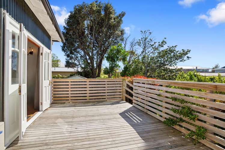 8B Awamutu Grove Waiwhetu_13