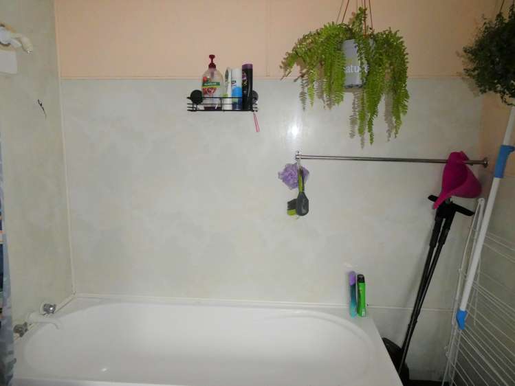 16 Threadneedle Street Greymouth_10