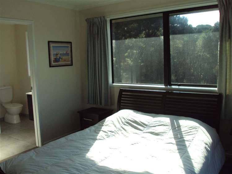 7 Paine Brown Way Russell_17