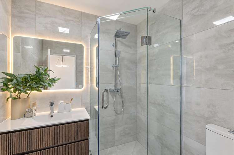 4/92 Freeland Avenue Mount Roskill_9