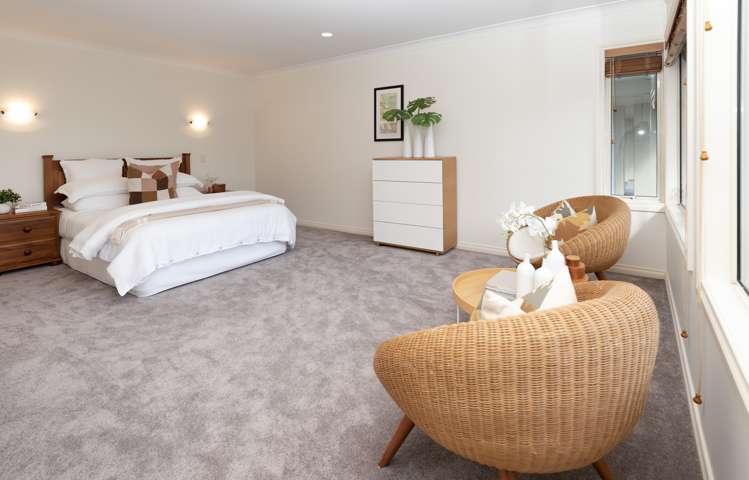 70 Bramley Drive Farm Cove_33