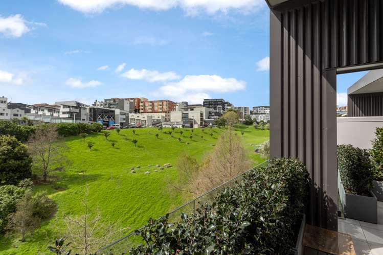 402/22 Fleet Street Eden Terrace_12