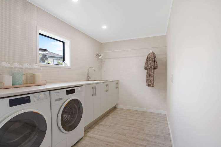 9 Lindsay Place Hillsborough_24