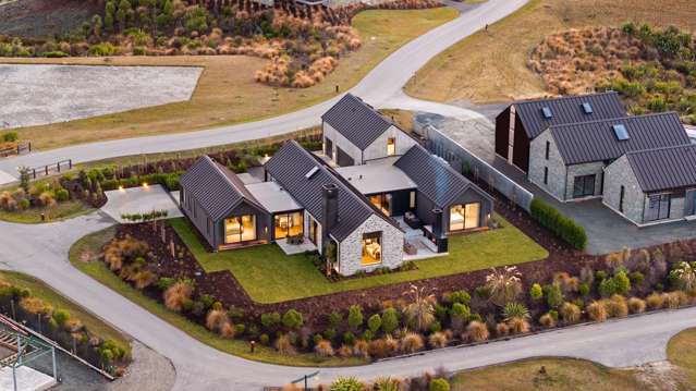 1 De La Perrelle Lane, Millbrook Resort Arrowtown_1