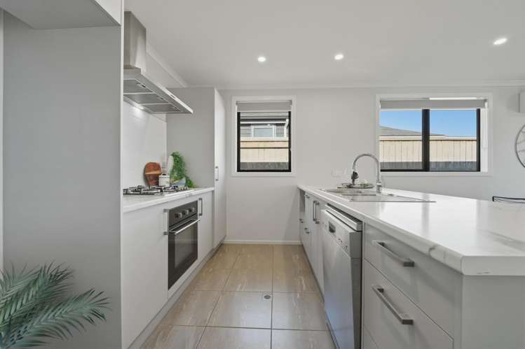 41 Waruhia Crescent_3