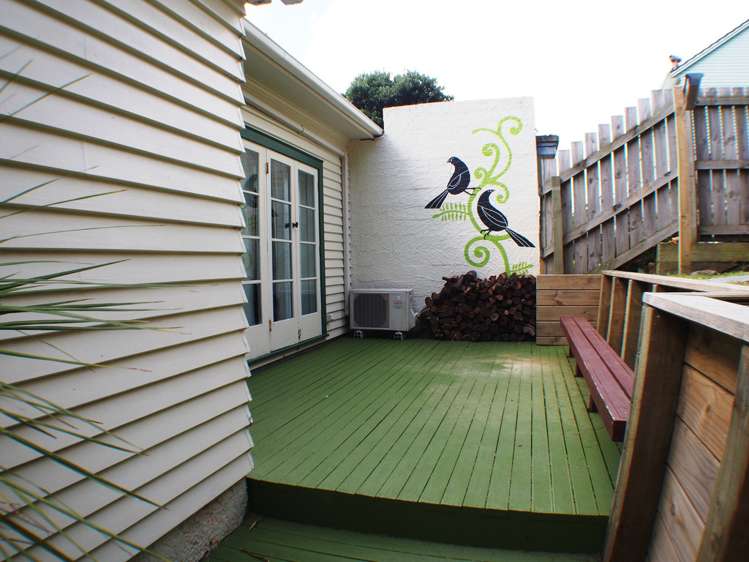 8 Walden Street Strathmore Park_15