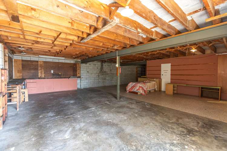 46 Norwood Road Paeroa_21