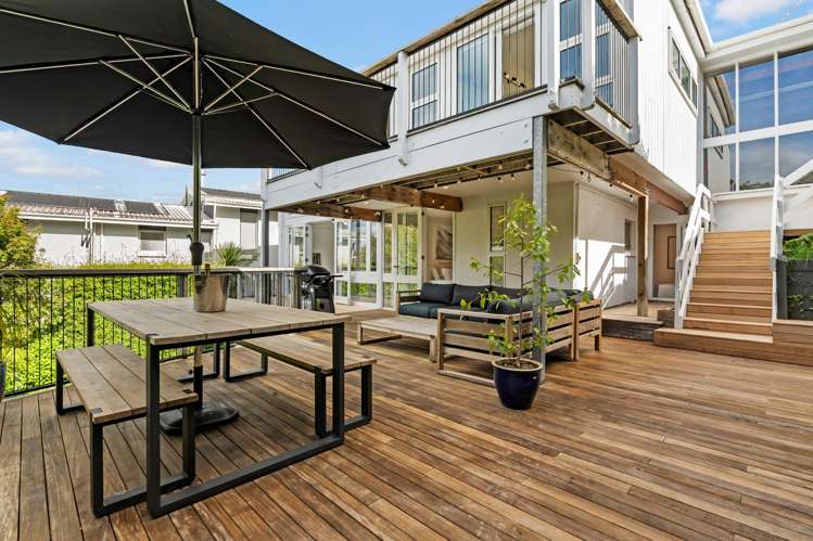 92 Parr Terrace Castor Bay_10