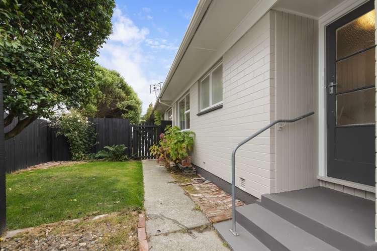 2/4 Elstow Place Spreydon_16