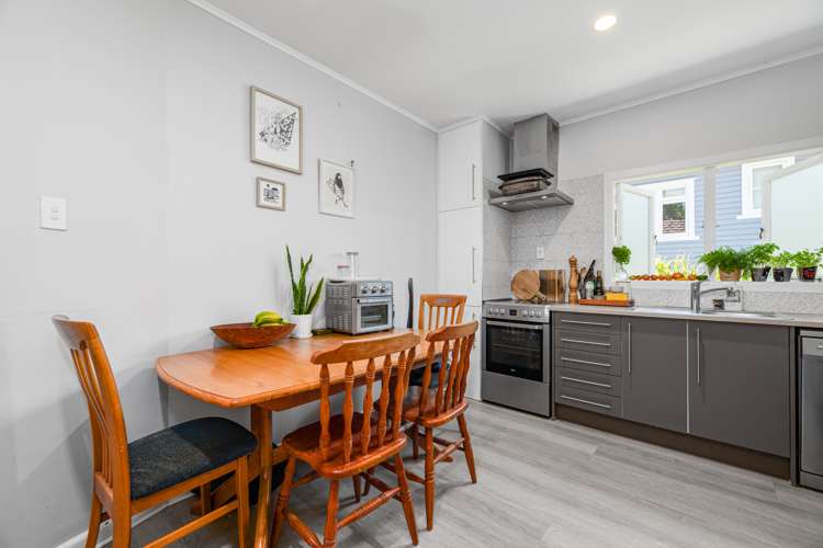 70 Savoy Road Glen Eden_15