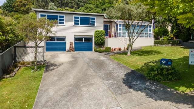 39 Sunrise Boulevard Tawa_2
